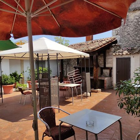 Apartamentos Turisticos Los Abuelos Montemayor de Pililla Exterior foto