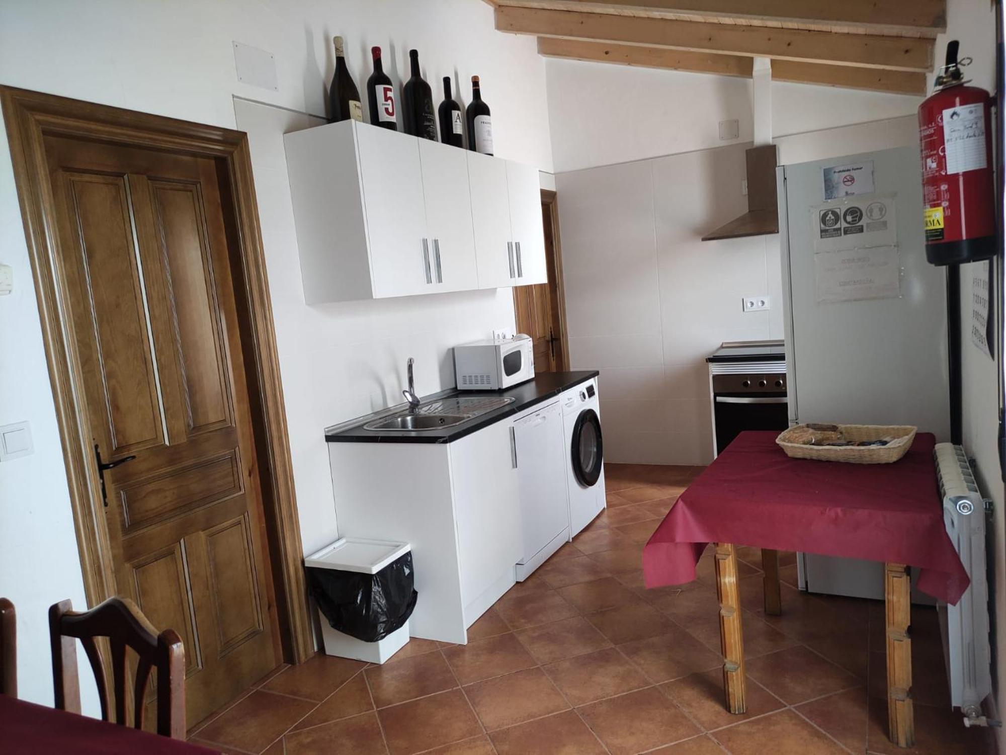 Apartamentos Turisticos Los Abuelos Montemayor de Pililla Exterior foto